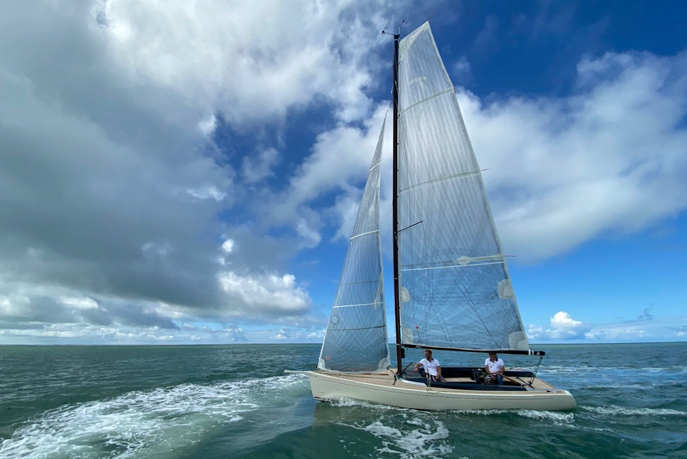 Day boat Tofinou propulsé par un POD TEMO.