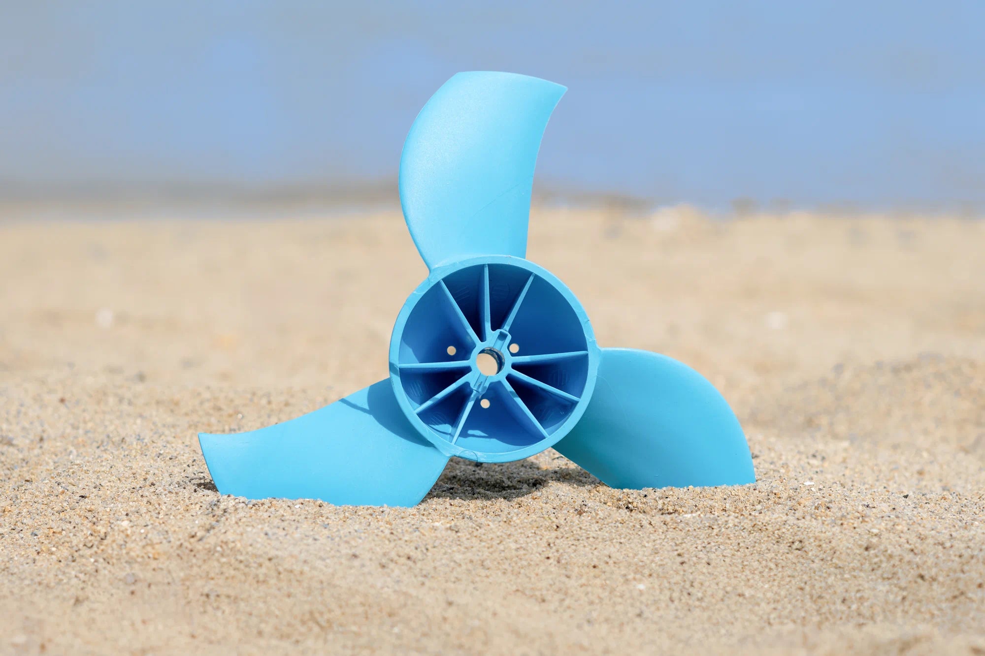 Vue arrière hélice  du moteur hors-bord TEMO·450