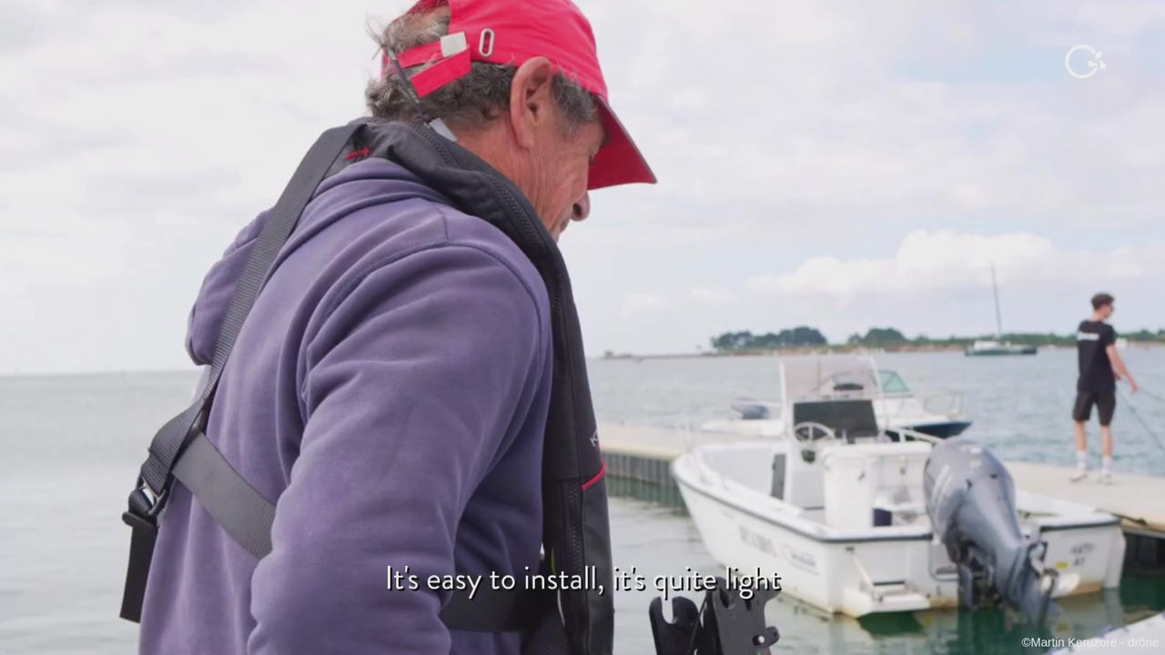 Charger la vidéo: Retour d'expérience de l'utilisation d'un moteur TEMO·1000 par Marc Guillemot ancien skipper.